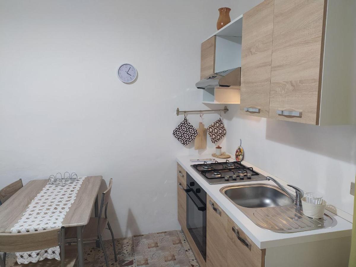 Ferienwohnung Casa Da Vela Rinella Exterior foto